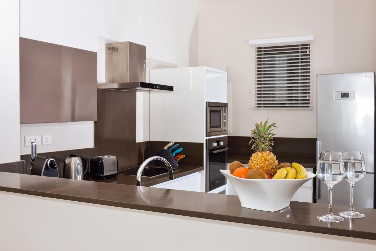 Esplanade By Horizon Holidays Tamarin Bagian luar foto