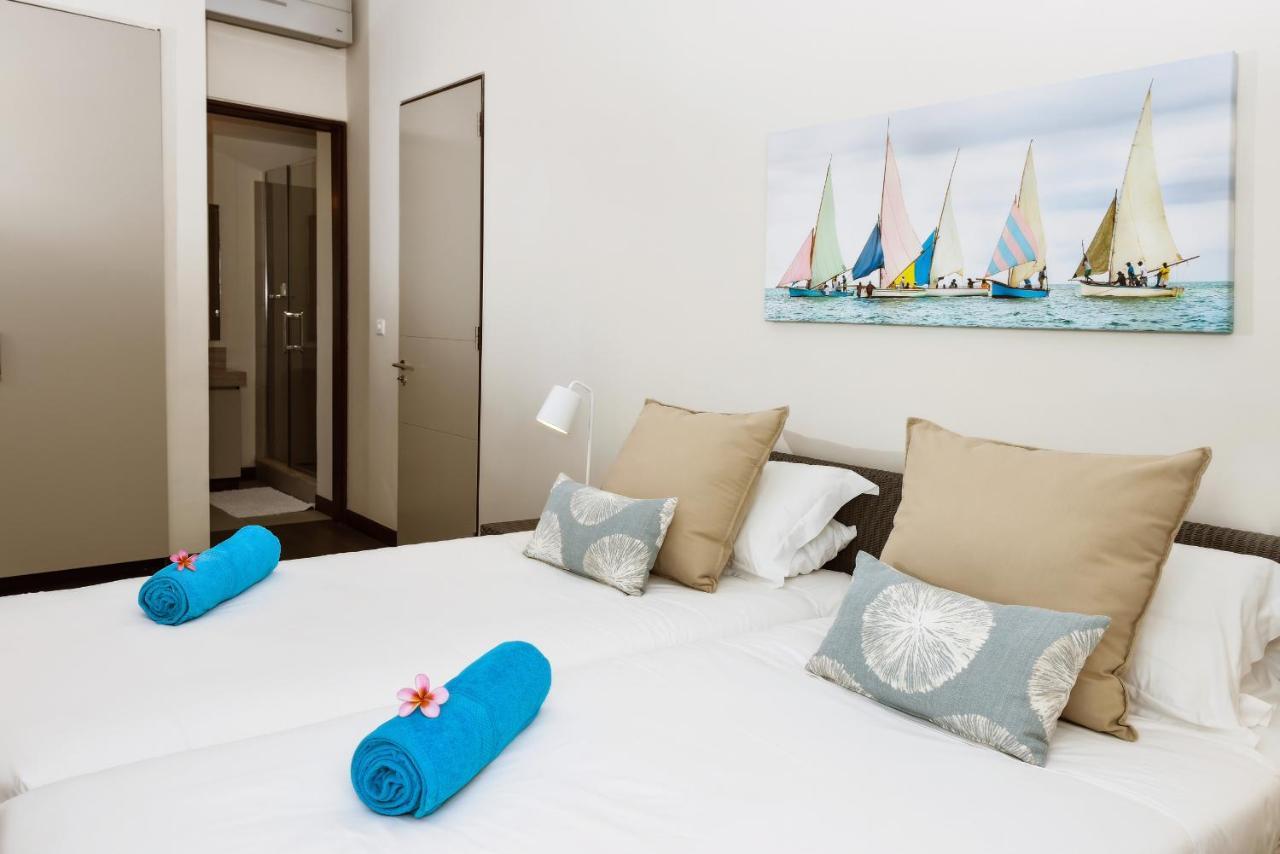 Esplanade By Horizon Holidays Tamarin Bagian luar foto