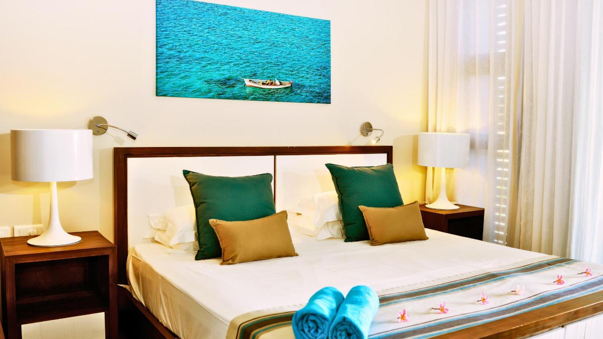 Esplanade By Horizon Holidays Tamarin Bagian luar foto