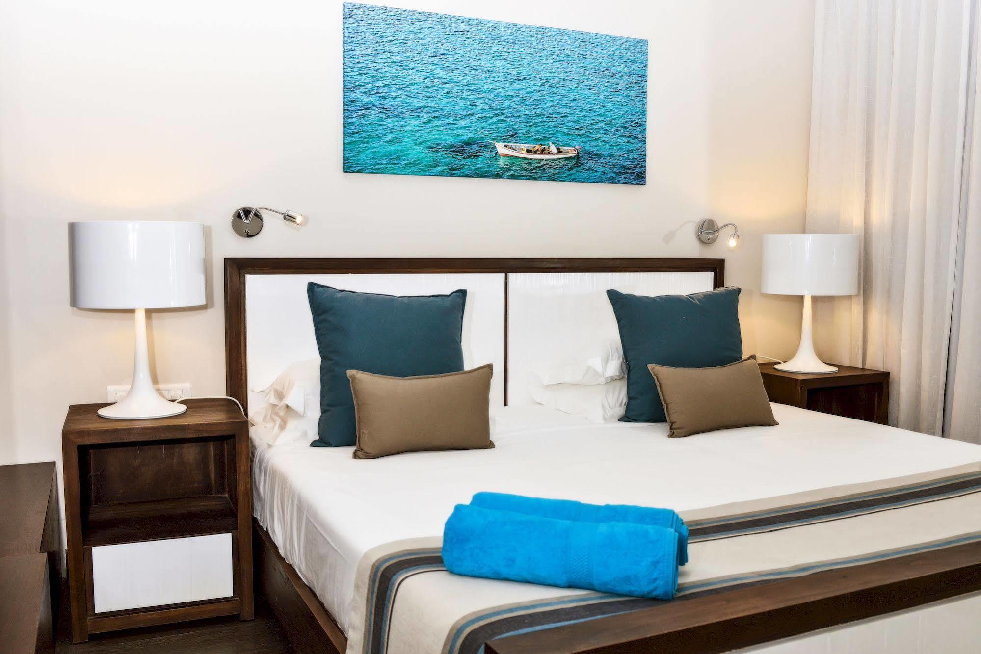 Esplanade By Horizon Holidays Tamarin Bagian luar foto